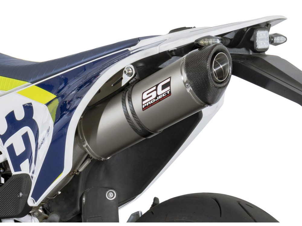 HU01-02T_husqvarna_701_muffler_scproject_husqvarna_701_slip-on_exhaust_titanium_muffler_701_supermoto